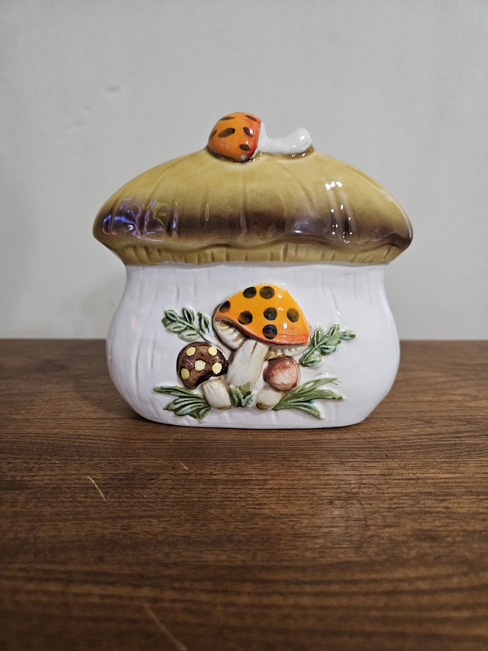 Sears Merry Mushroom Napkin Holder